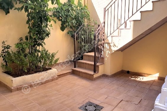 patio con jardín