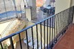 Piscina con zona exterior y patio