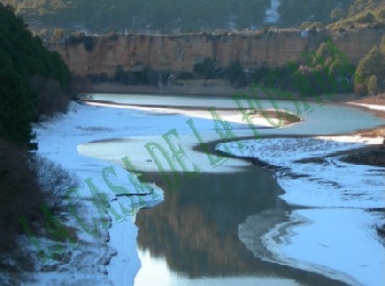 Embalse de la Toba helado
